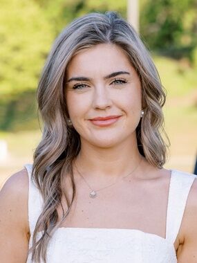 Meet your Posher, Laurel